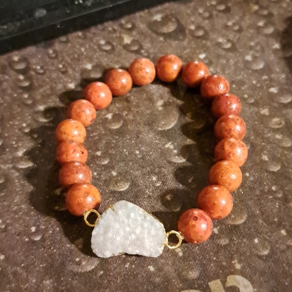 Sponge Coral White Druzy Stretch Bracelet